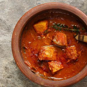 Atún en adobo con papas arrugadas