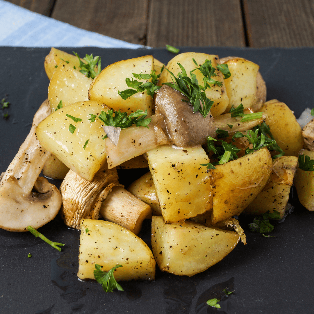 Papas al horno con champiñones al ajillo